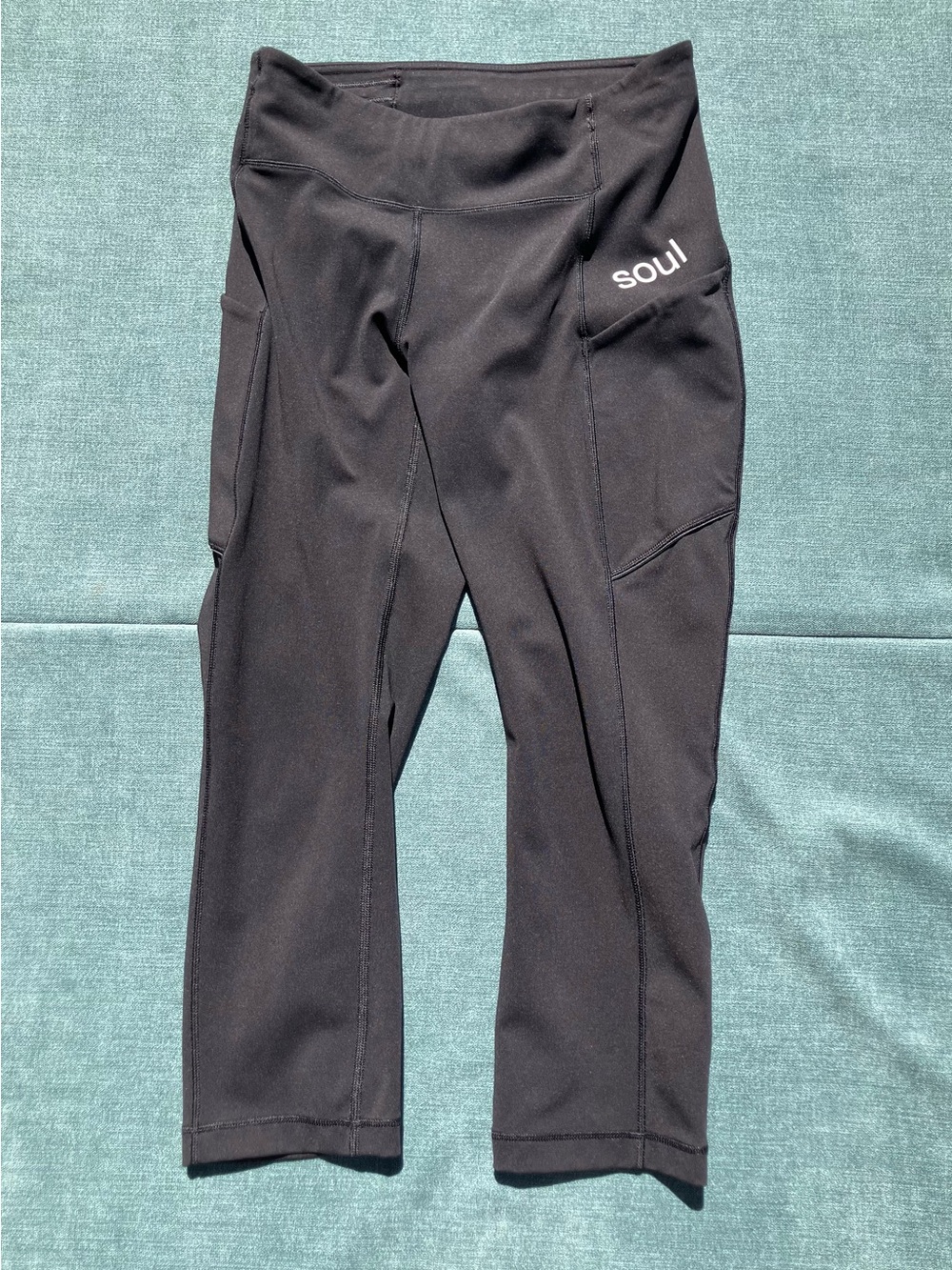 lululemon Black Performance Soul Cropped Leggings - Picture 4 of 14
